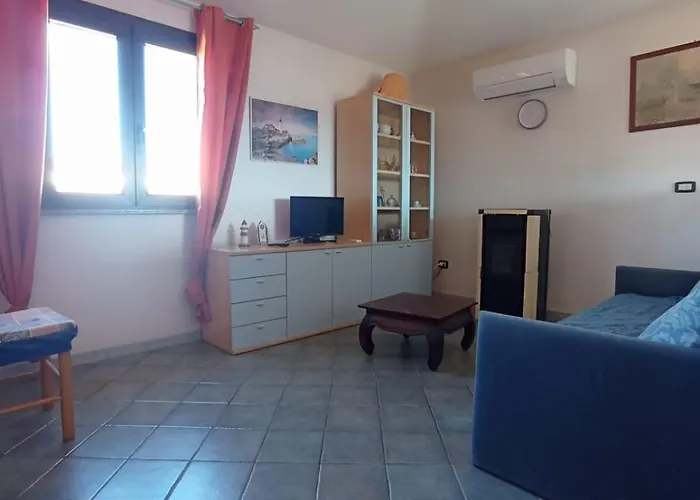 Sardegna - Accogliente E Luminoso Porto San Paolo (Sardinia)